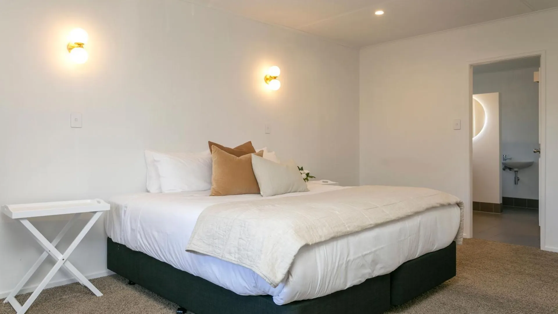 Holiday home The Manor - Spa, Sauna, Huge Grounds Taupo
